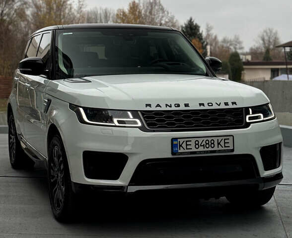 Білий Ленд Ровер Range Rover Sport, об'ємом двигуна 2.99 л та пробігом 39 тис. км за 52000 $, фото 1 на Automoto.ua