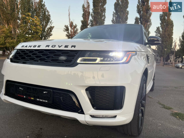 Білий Ленд Ровер Range Rover Sport, об'ємом двигуна 3 л та пробігом 40 тис. км за 72999 $, фото 1 на Automoto.ua