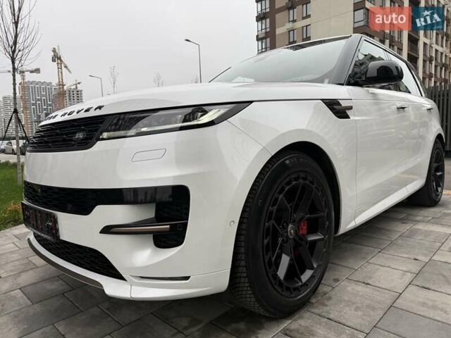 Белый Ленд Ровер Рендж Ровер Спорт, объемом двигателя 3 л и пробегом 25 тыс. км за 133222 $, фото 1 на Automoto.ua