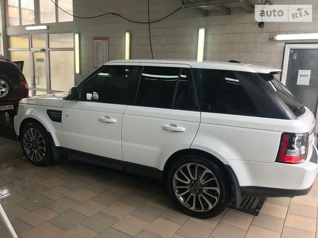 Білий Ленд Ровер Range Rover Sport, об'ємом двигуна 3 л та пробігом 140 тис. км за 37500 $, фото 1 на Automoto.ua