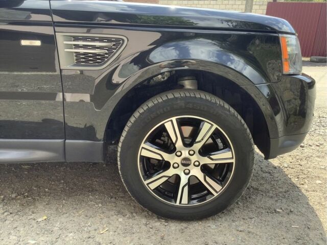 Черный Ленд Ровер Рендж Ровер Спорт, объемом двигателя 3 л и пробегом 240 тыс. км за 14700 $, фото 1 на Automoto.ua