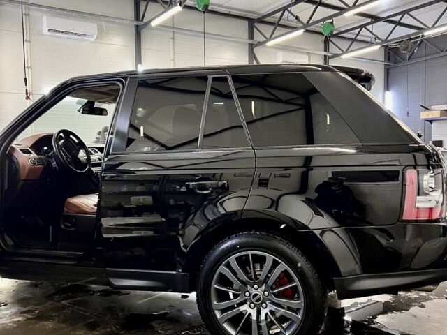 Чорний Ленд Ровер Range Rover Sport, об'ємом двигуна 3 л та пробігом 236 тис. км за 17000 $, фото 1 на Automoto.ua
