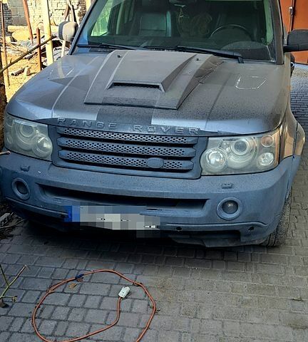 Сірий Ленд Ровер Range Rover Sport, об'ємом двигуна 30 л та пробігом 223 тис. км за 5000 $, фото 1 на Automoto.ua