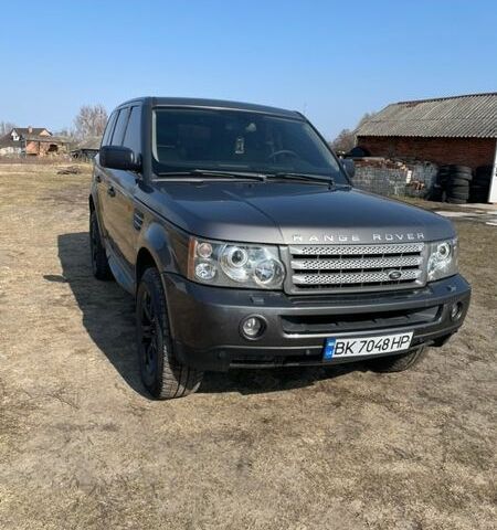 Сірий Ленд Ровер Range Rover Sport, об'ємом двигуна 2.72 л та пробігом 300 тис. км за 9000 $, фото 1 на Automoto.ua