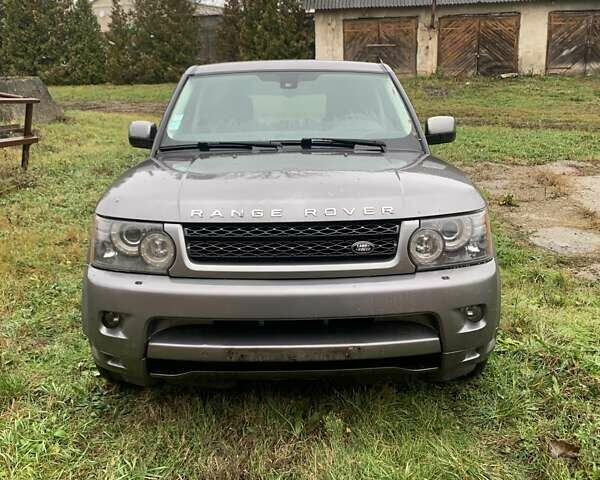 Серый Ленд Ровер Рендж Ровер Спорт, объемом двигателя 3 л и пробегом 300 тыс. км за 3473 $, фото 1 на Automoto.ua