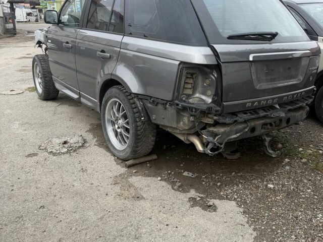Сірий Ленд Ровер Range Rover Sport, об'ємом двигуна 3 л та пробігом 300 тис. км за 601 $, фото 1 на Automoto.ua