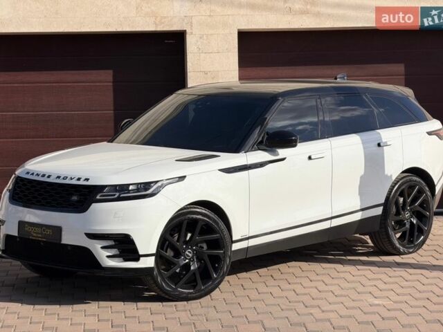 Белый Ленд Ровер Рендж Ровер Велар, объемом двигателя 2 л и пробегом 90 тыс. км за 33900 $, фото 1 на Automoto.ua