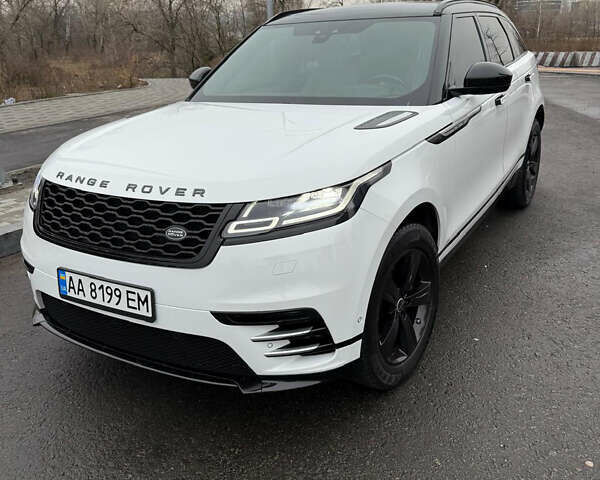 Білий Ленд Ровер Рендж Ровер Велар, об'ємом двигуна 2 л та пробігом 66 тис. км за 31000 $, фото 1 на Automoto.ua