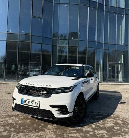 Білий Ленд Ровер Рендж Ровер Велар, об'ємом двигуна 2 л та пробігом 132 тис. км за 33000 $, фото 1 на Automoto.ua