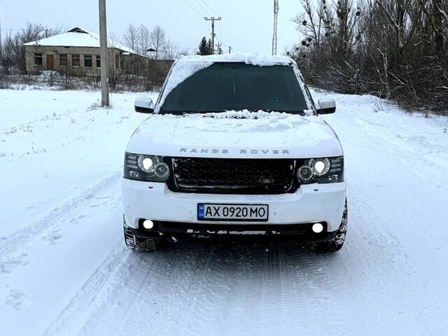 Білий Ленд Ровер Рендж Ровер, об'ємом двигуна 4.4 л та пробігом 400 тис. км за 8500 $, фото 1 на Automoto.ua