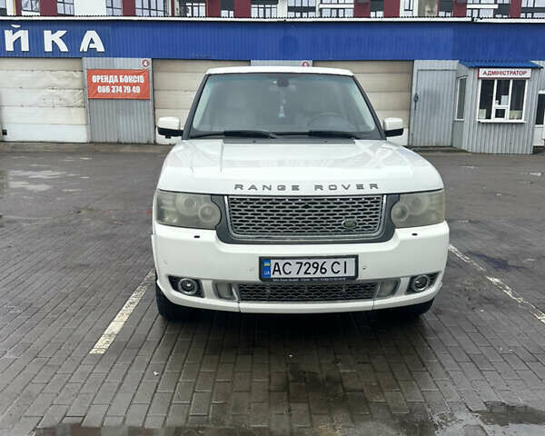 Білий Ленд Ровер Рендж Ровер, об'ємом двигуна 3.6 л та пробігом 382 тис. км за 8500 $, фото 1 на Automoto.ua