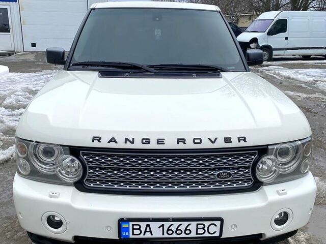 Білий Ленд Ровер Рендж Ровер, об'ємом двигуна 4.2 л та пробігом 26100 тис. км за 13000 $, фото 1 на Automoto.ua