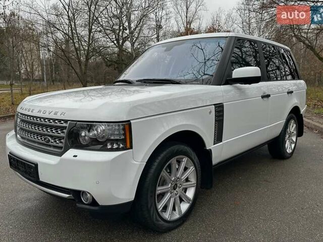 Белый Ленд Ровер Рендж Ровер, объемом двигателя 5 л и пробегом 100 тыс. км за 23500 $, фото 1 на Automoto.ua
