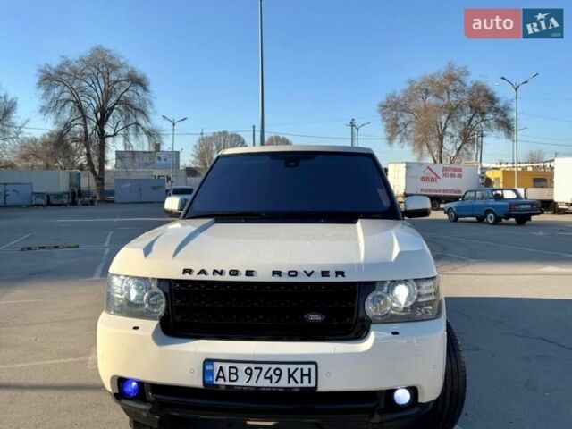 Білий Ленд Ровер Рендж Ровер, об'ємом двигуна 5 л та пробігом 184 тис. км за 16444 $, фото 1 на Automoto.ua