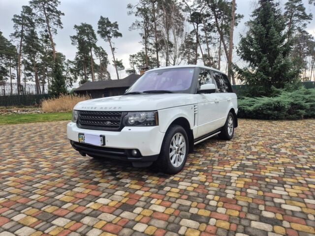 Белый Ленд Ровер Рендж Ровер, объемом двигателя 4.4 л и пробегом 209 тыс. км за 24894 $, фото 1 на Automoto.ua