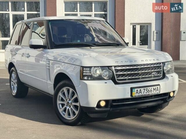 Белый Ленд Ровер Рендж Ровер, объемом двигателя 4.37 л и пробегом 177 тыс. км за 22500 $, фото 1 на Automoto.ua
