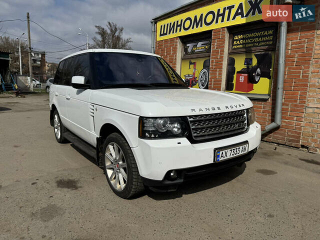 Белый Ленд Ровер Рендж Ровер, объемом двигателя 4.37 л и пробегом 178 тыс. км за 26500 $, фото 1 на Automoto.ua
