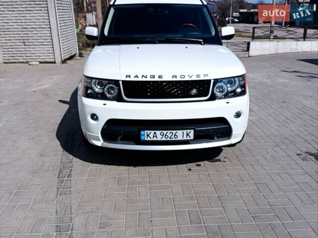 Білий Ленд Ровер Рендж Ровер, об'ємом двигуна 2.99 л та пробігом 180 тис. км за 25000 $, фото 1 на Automoto.ua