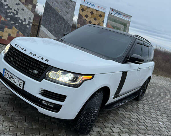 Белый Ленд Ровер Рендж Ровер, объемом двигателя 3 л и пробегом 150 тыс. км за 39999 $, фото 1 на Automoto.ua