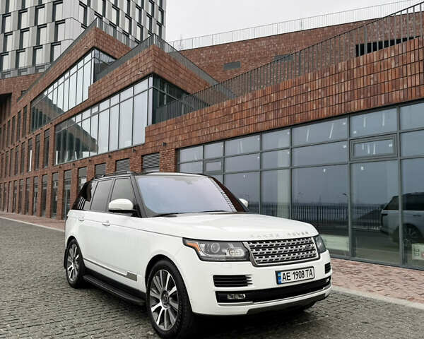 Білий Ленд Ровер Рендж Ровер, об'ємом двигуна 2.99 л та пробігом 165 тис. км за 34999 $, фото 1 на Automoto.ua