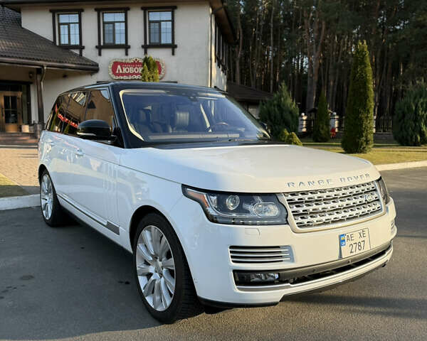 Белый Ленд Ровер Рендж Ровер, объемом двигателя 2.99 л и пробегом 146 тыс. км за 37700 $, фото 1 на Automoto.ua