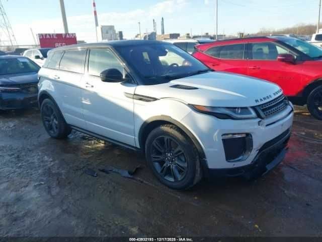 Білий Ленд Ровер Рендж Ровер, об'ємом двигуна 2 л та пробігом 54 тис. км за 4600 $, фото 1 на Automoto.ua