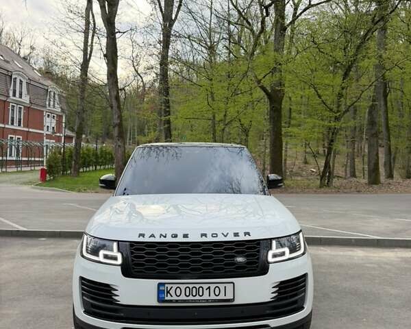 Білий Ленд Ровер Рендж Ровер, об'ємом двигуна 4.4 л та пробігом 138 тис. км за 59999 $, фото 1 на Automoto.ua