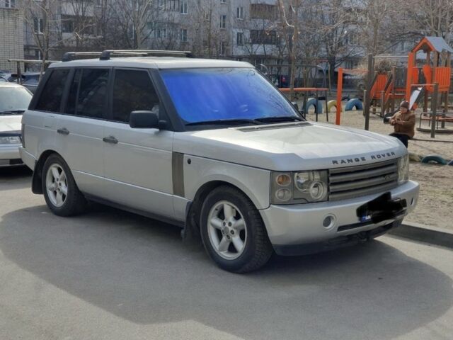 Бежевий Ленд Ровер Рендж Ровер, об'ємом двигуна 3 л та пробігом 300 тис. км за 9000 $, фото 1 на Automoto.ua