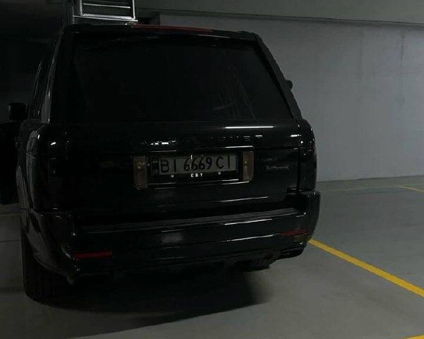 Черный Ленд Ровер Рендж Ровер, объемом двигателя 5 л и пробегом 0 тыс. км за 20500 $, фото 1 на Automoto.ua