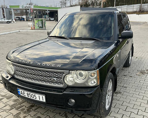 Черный Ленд Ровер Рендж Ровер, объемом двигателя 4.2 л и пробегом 205 тыс. км за 9999 $, фото 1 на Automoto.ua