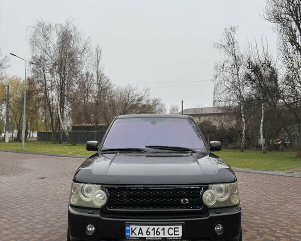 Черный Ленд Ровер Рендж Ровер, объемом двигателя 4.2 л и пробегом 239 тыс. км за 8300 $, фото 1 на Automoto.ua