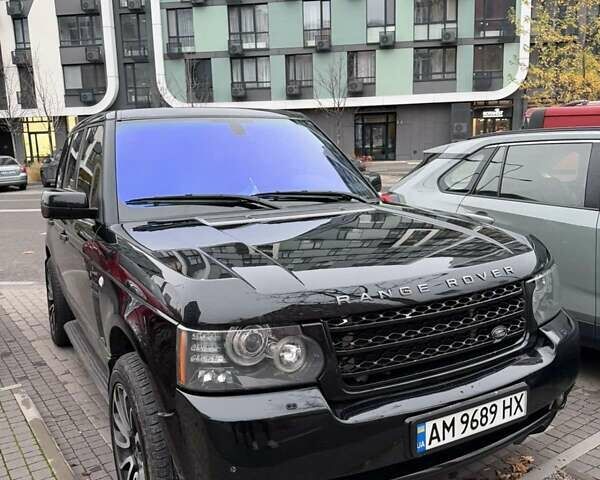 Черный Ленд Ровер Рендж Ровер, объемом двигателя 4.2 л и пробегом 250 тыс. км за 13000 $, фото 1 на Automoto.ua