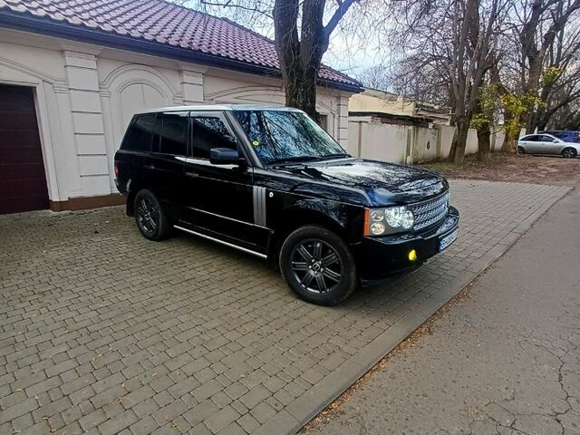 Черный Ленд Ровер Рендж Ровер, объемом двигателя 3.6 л и пробегом 250 тыс. км за 11000 $, фото 1 на Automoto.ua