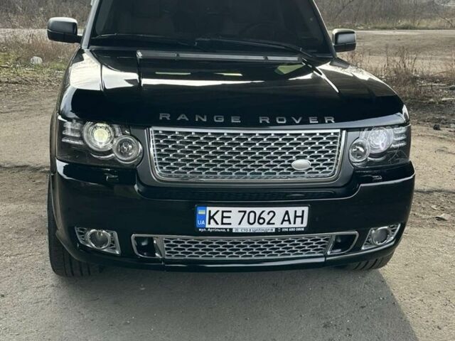 Черный Ленд Ровер Рендж Ровер, объемом двигателя 4.2 л и пробегом 260 тыс. км за 12500 $, фото 1 на Automoto.ua