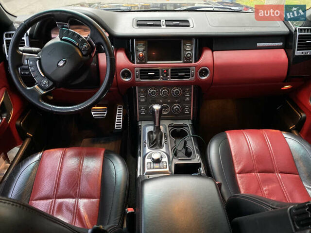 Чорний Ленд Ровер Рендж Ровер, об'ємом двигуна 5 л та пробігом 200 тис. км за 19500 $, фото 1 на Automoto.ua