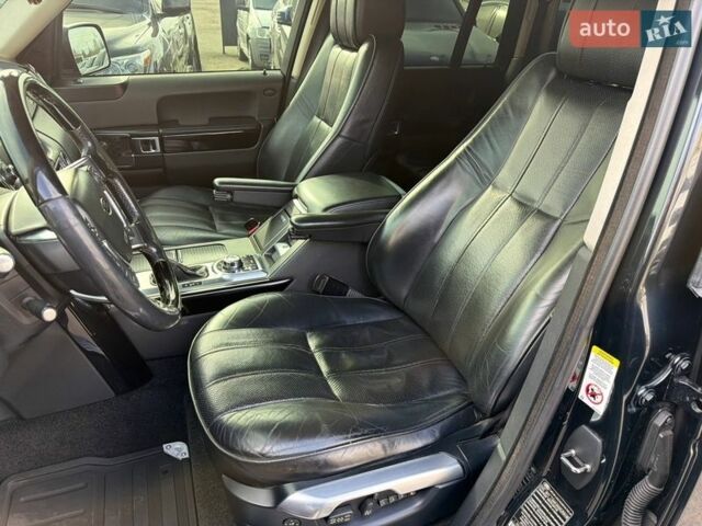 Чорний Ленд Ровер Рендж Ровер, об'ємом двигуна 5 л та пробігом 276 тис. км за 15000 $, фото 1 на Automoto.ua