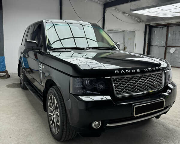 Черный Ленд Ровер Рендж Ровер, объемом двигателя 5 л и пробегом 82 тыс. км за 25500 $, фото 1 на Automoto.ua