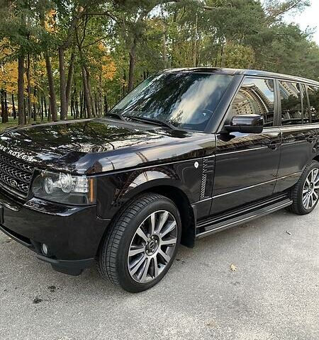 Чорний Ленд Ровер Рендж Ровер, об'ємом двигуна 4.4 л та пробігом 235 тис. км за 32700 $, фото 1 на Automoto.ua