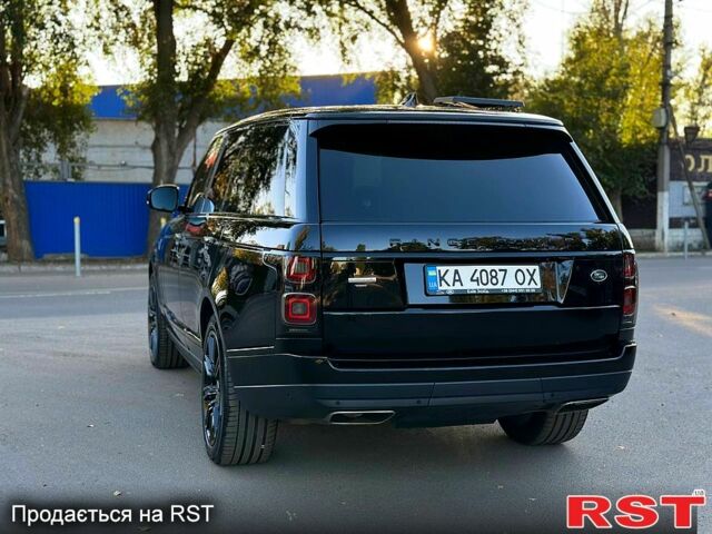 Черный Ленд Ровер Рендж Ровер, объемом двигателя 3 л и пробегом 61 тыс. км за 96000 $, фото 1 на Automoto.ua