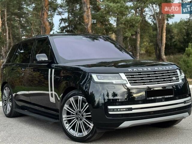 Черный Ленд Ровер Рендж Ровер, объемом двигателя 4.39 л и пробегом 70 тыс. км за 163000 $, фото 1 на Automoto.ua