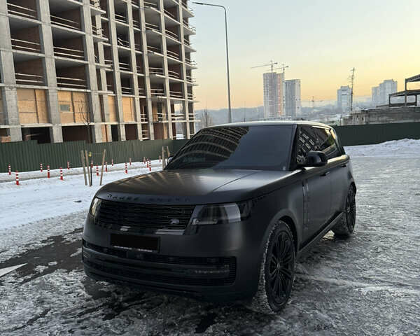 Чорний Ленд Ровер Рендж Ровер, об'ємом двигуна 4.39 л та пробігом 8 тис. км за 190000 $, фото 1 на Automoto.ua