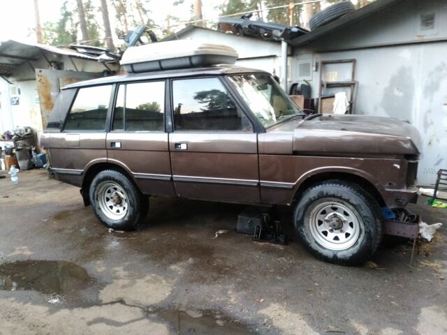 Коричневый Ленд Ровер Рендж Ровер, объемом двигателя 2.8 л и пробегом 200 тыс. км за 6500 $, фото 1 на Automoto.ua