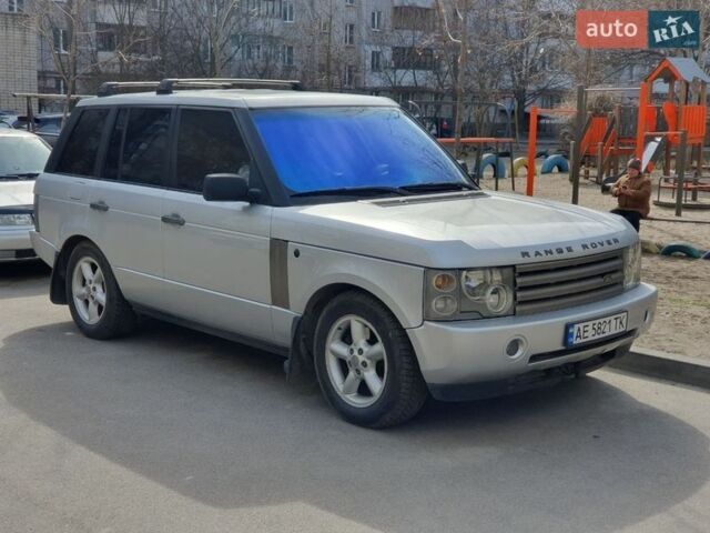 Серый Ленд Ровер Рендж Ровер, объемом двигателя 2.9 л и пробегом 300 тыс. км за 9000 $, фото 1 на Automoto.ua