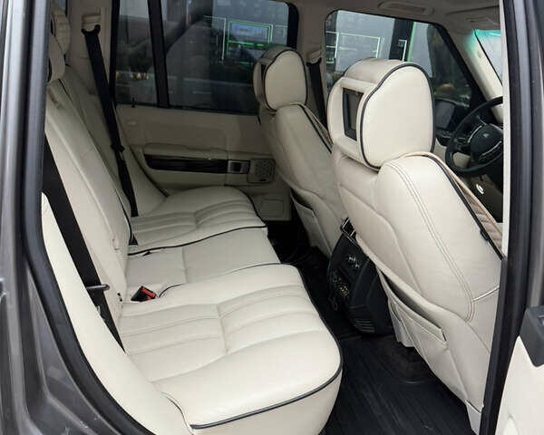 Сірий Ленд Ровер Рендж Ровер, об'ємом двигуна 4.2 л та пробігом 170 тис. км за 13000 $, фото 1 на Automoto.ua