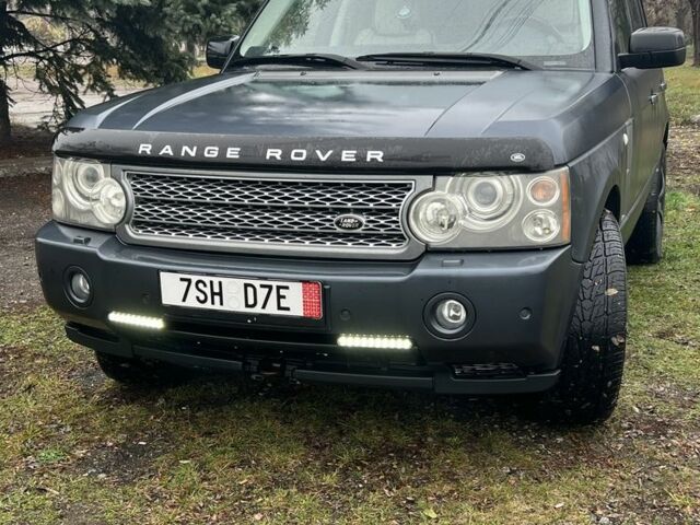 Серый Ленд Ровер Рендж Ровер, объемом двигателя 3.6 л и пробегом 287 тыс. км за 8900 $, фото 1 на Automoto.ua