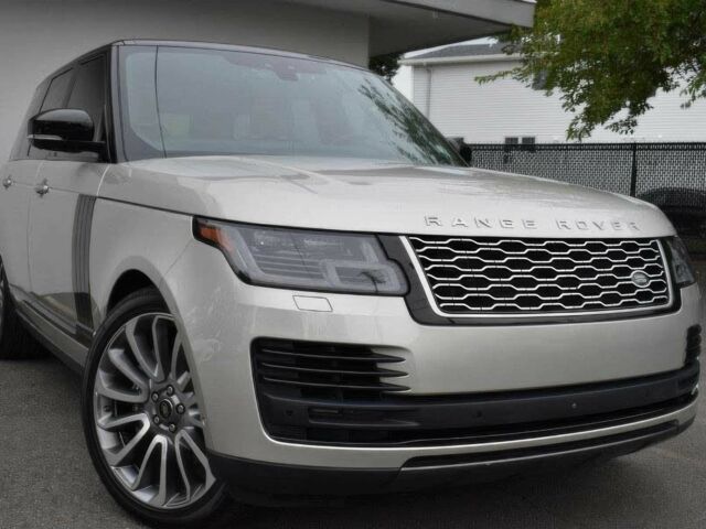 Серый Ленд Ровер Рендж Ровер, объемом двигателя 5 л и пробегом 30 тыс. км за 12000 $, фото 1 на Automoto.ua