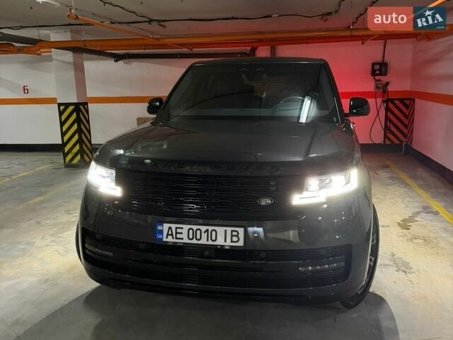 Серый Ленд Ровер Рендж Ровер, объемом двигателя 3 л и пробегом 30 тыс. км за 197000 $, фото 1 на Automoto.ua