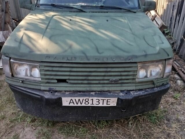 Ленд Ровер Рендж Ровер 1998 в Чугуеве на Automoto.ua Зеленый Ленд Ровер Рендж Ровер, объемом двигателя 2.5 л и пробегом 320 тыс. км за 84 $, фото 1 на Automoto.ua