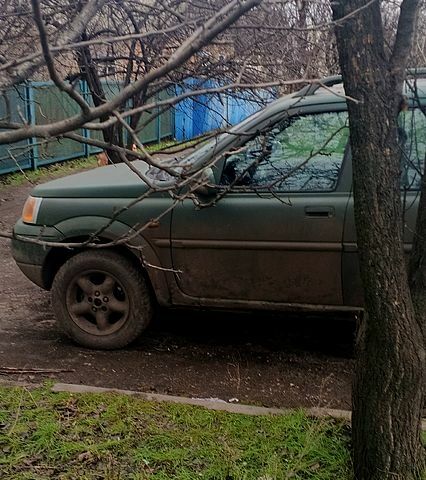 Зеленый Ленд Ровер Рендж Ровер, объемом двигателя 2 л и пробегом 0 тыс. км за 1950 $, фото 1 на Automoto.ua