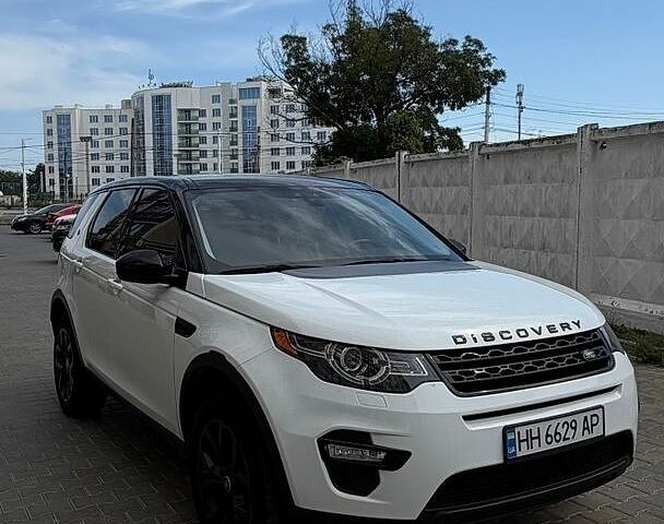 Белый Ленд Ровер Discovery Sport, объемом двигателя 2 л и пробегом 99 тыс. км за 17500 $, фото 1 на Automoto.ua